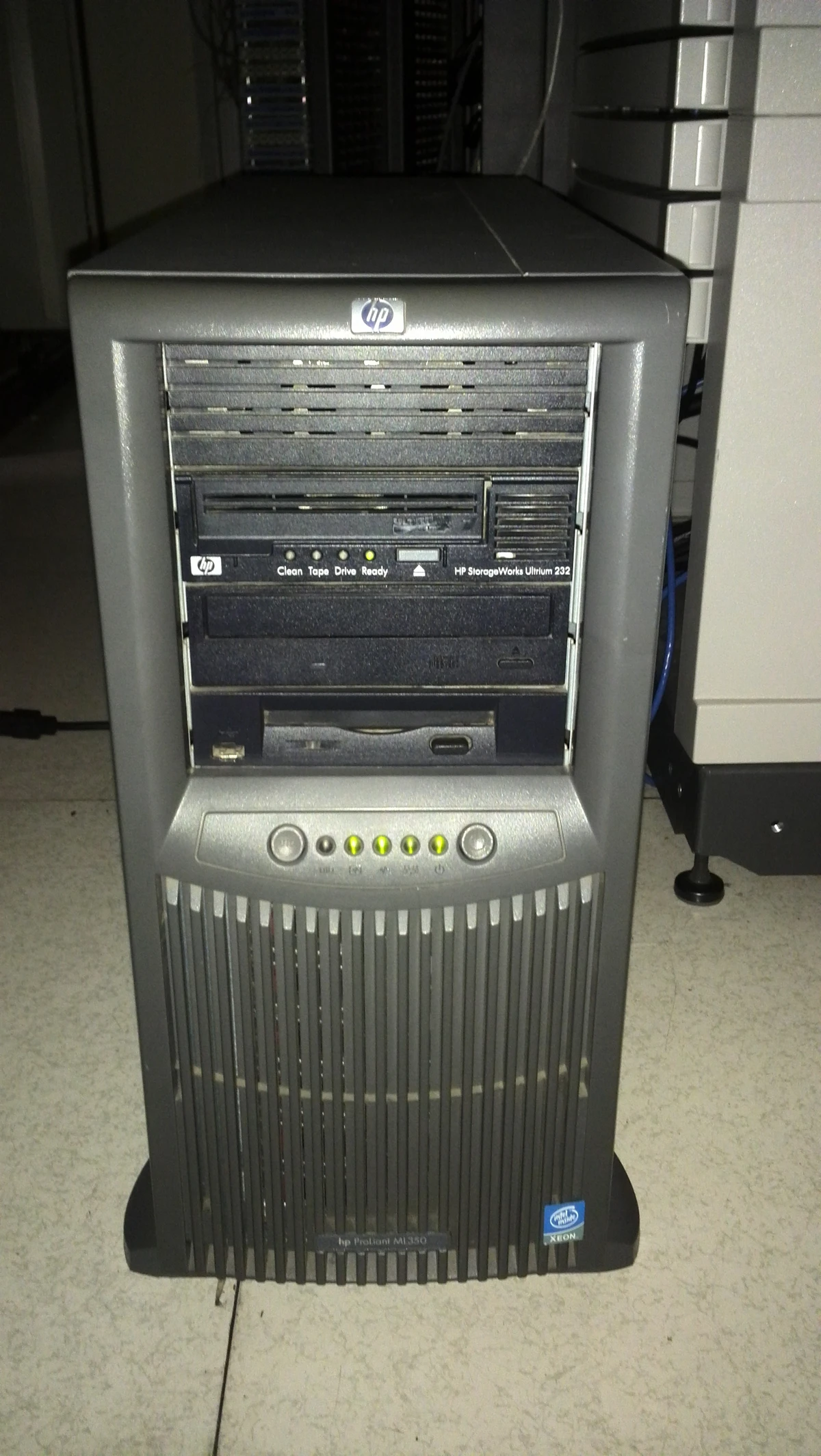 سرور HP ProLiant ML30 Gen10